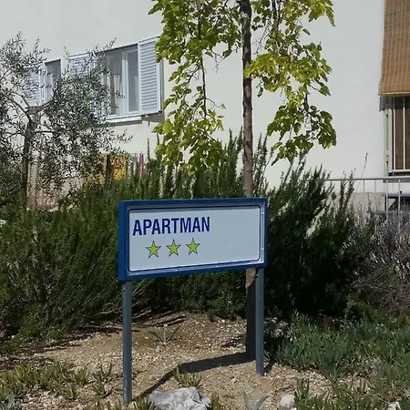 Zdenka *