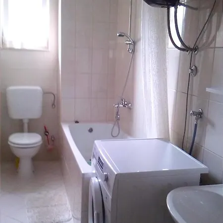 Zdenka Apartman